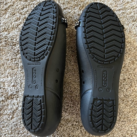 Crocs Black Flats with Jewels - Picture 3 of 3